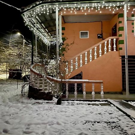 Садиба Between Mountains Mizhhirya  Zewnętrze zdjęcie